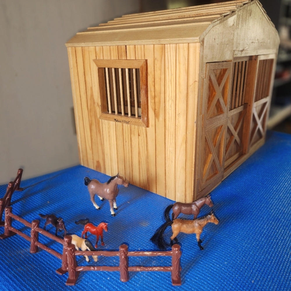 Large Breyer Folding Barn